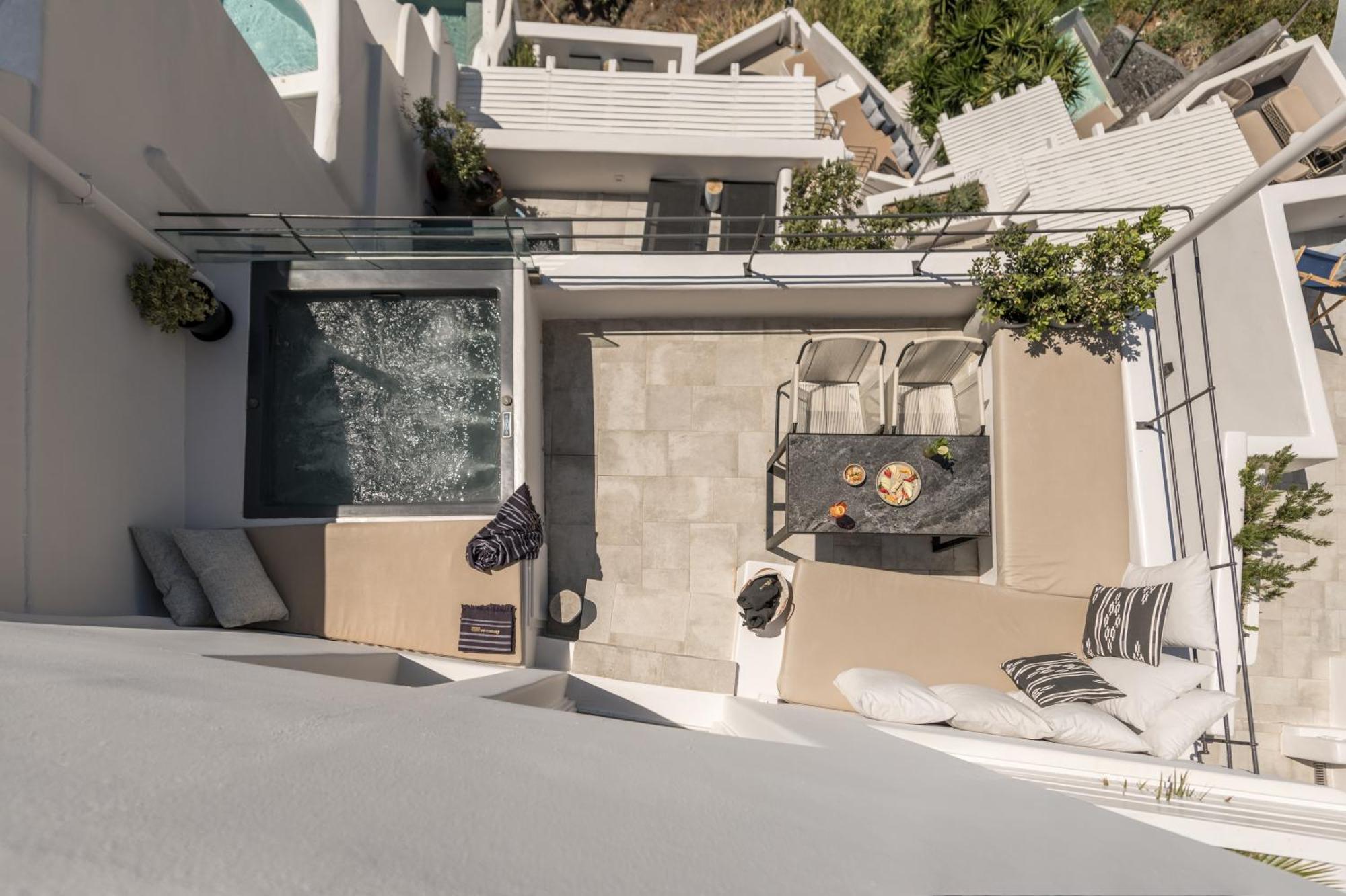 Porto Fira Suites Dış mekan fotoğraf